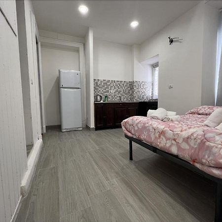 Il Giardino E Gli Affreschi Bed & Breakfast Catania Bagian luar foto