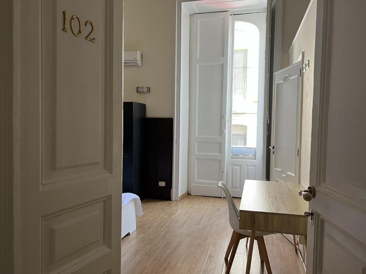 Il Giardino E Gli Affreschi Bed & Breakfast Catania Bagian luar foto