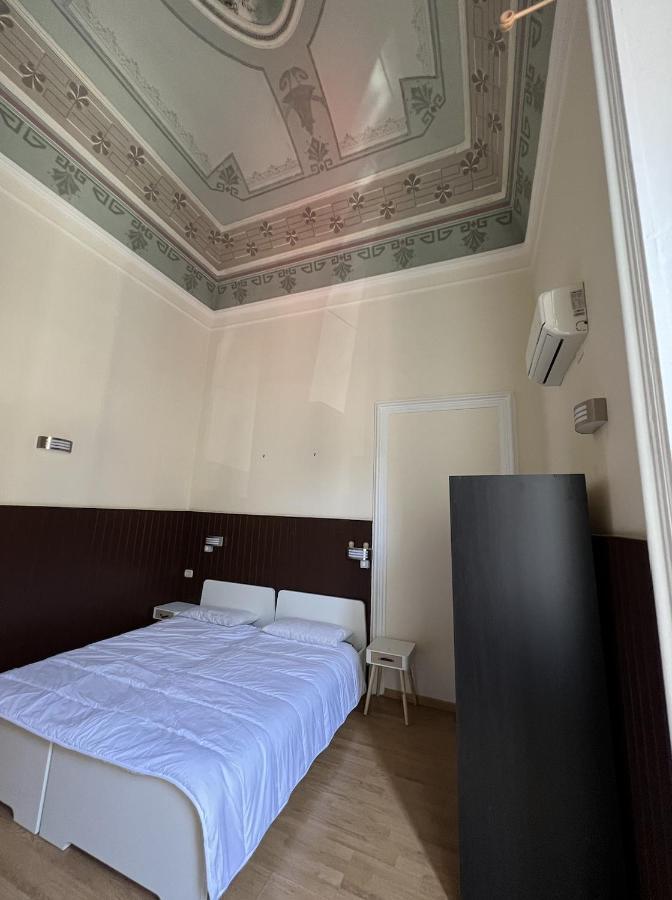 Il Giardino E Gli Affreschi Bed & Breakfast Catania Bagian luar foto
