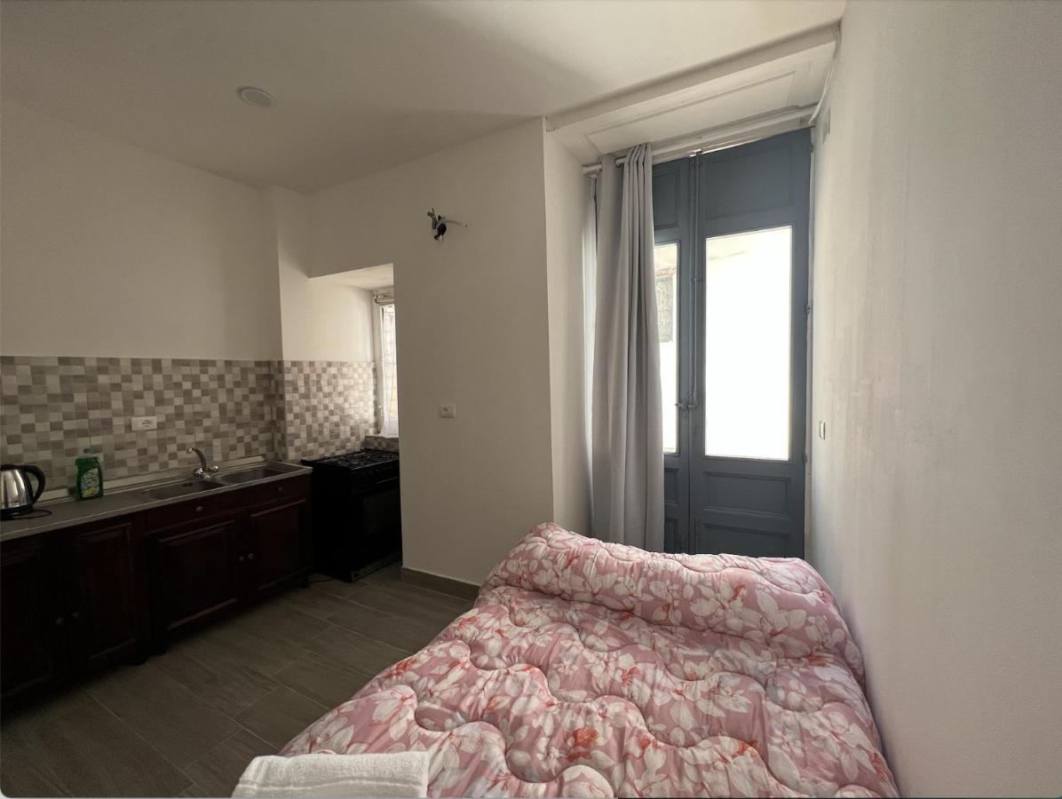 Il Giardino E Gli Affreschi Bed & Breakfast Catania Bagian luar foto