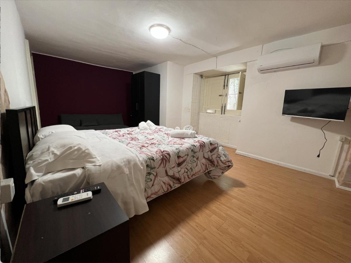 Il Giardino E Gli Affreschi Bed & Breakfast Catania Bagian luar foto